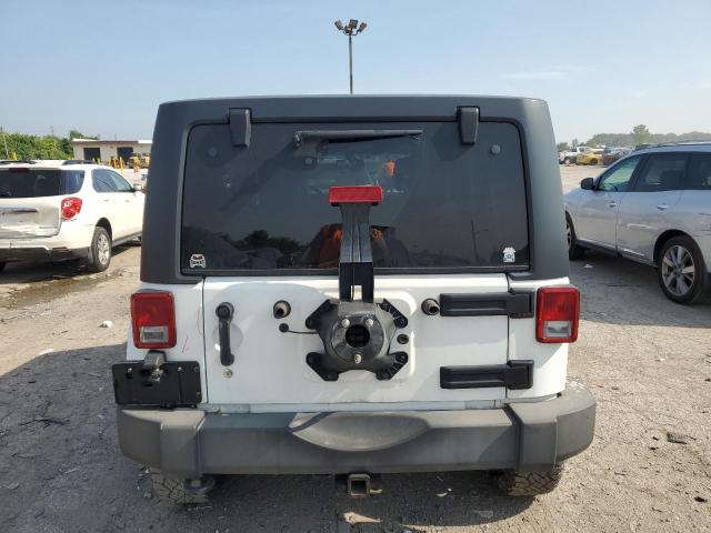 1C4HJWEG8DL555744 - 2013 JEEP WRANGLER U SAHARA WHITE photo 6
