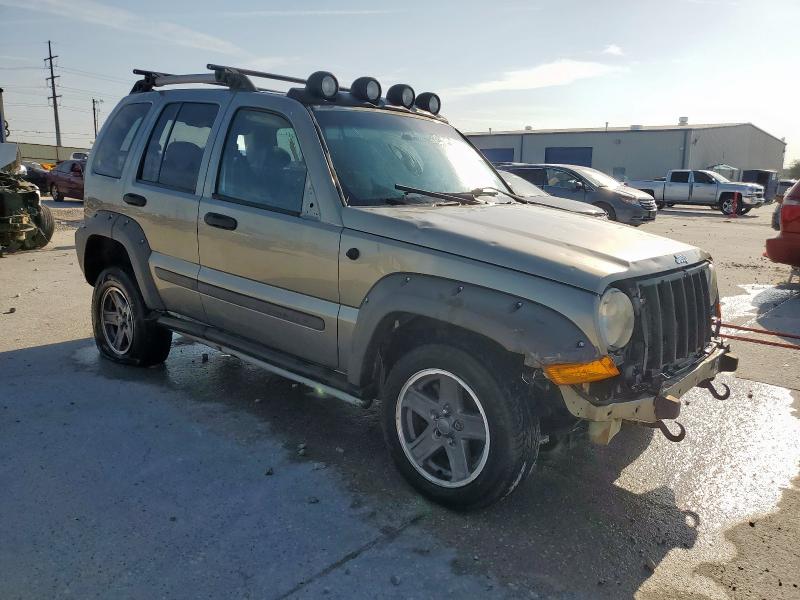 1J4GL38K96W280515 - 2006 JEEP LIBERTY RENEGADE Qəhvəyi foto 4