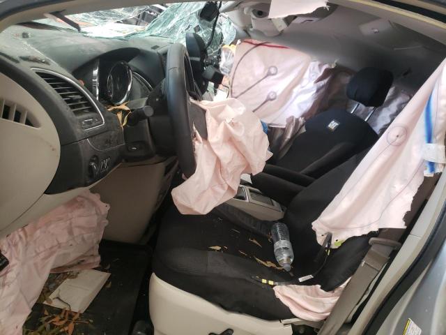 2A4RR5DGXBR746170 - 2011 CHRYSLER TOWN & COU TOURING 银色 照片 7