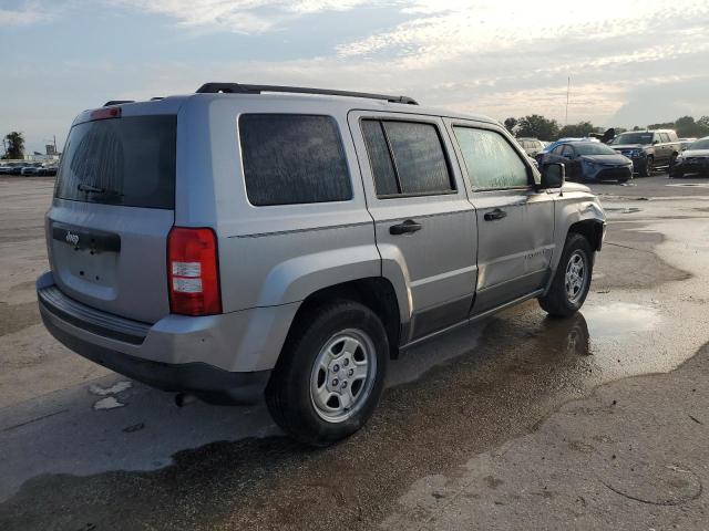 1C4NJPBB0GD569413 - 2016 JEEP PATRIOT SPORT SILVER photo 3