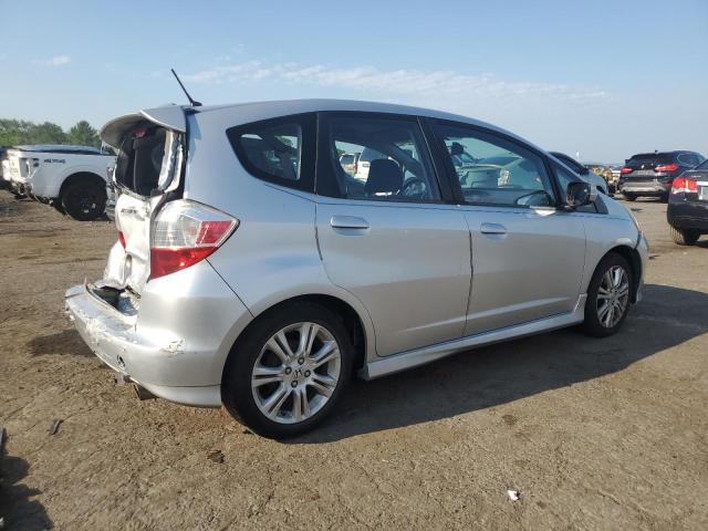 JHMGE8H5XBC015149 - 2011 HONDA FIT SPORT 银色 照片 3