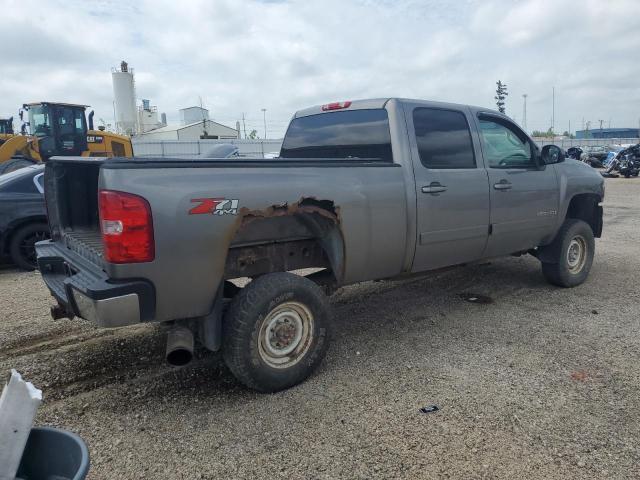 1GCHK23618F102117 - 2008 CHEVROLET SILVERADO K2500 HEAVY DUTY GRAY photo 3