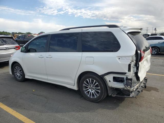 5TDYZ3DC7JS907308 - 2018 TOYOTA SIENNA XLE 白色 照片 2