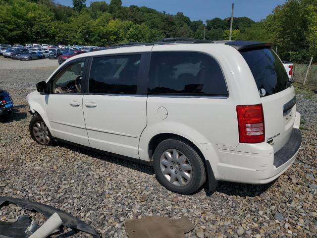 2A4RR4DE7AR109860 - 2010 CHRYSLER TOWN & COU LX WHITE photo 2