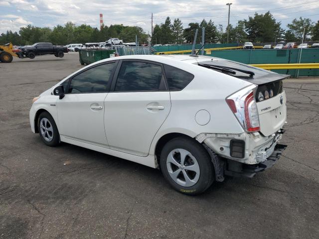JTDKN3DU6F0415941 - 2015 TOYOTA PRIUS WHITE photo 2