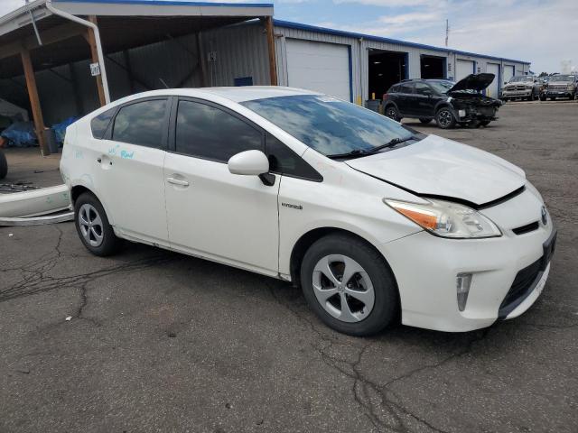 JTDKN3DU6F0415941 - 2015 TOYOTA PRIUS WHITE photo 4