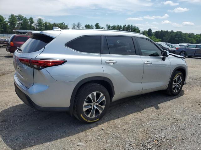 5TDKDRAH4PS012066 - 2023 TOYOTA HIGHLANDER L 银色 照片 3
