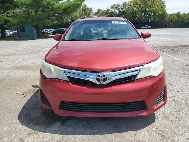 4T1BF1FKXCU572689 - 2012 TOYOTA CAMRY 4C BASE RED photo 5