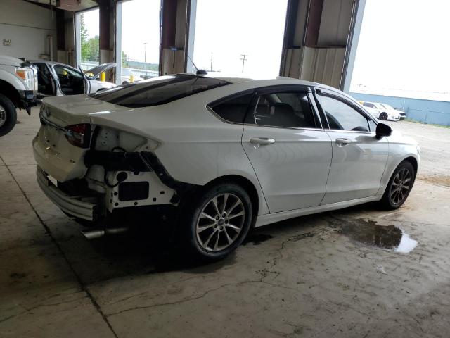 3FA6P0H72HR355762 - 2017 FORD FUSION SE WHITE photo 3