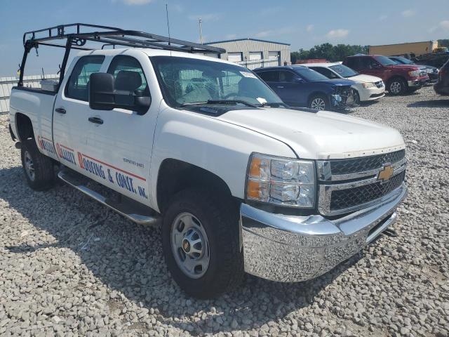 1GC1KVC84EF139078 - 2014 CHEVROLET SILVERADO K2500 HEAVY DUTY WHITE photo 4