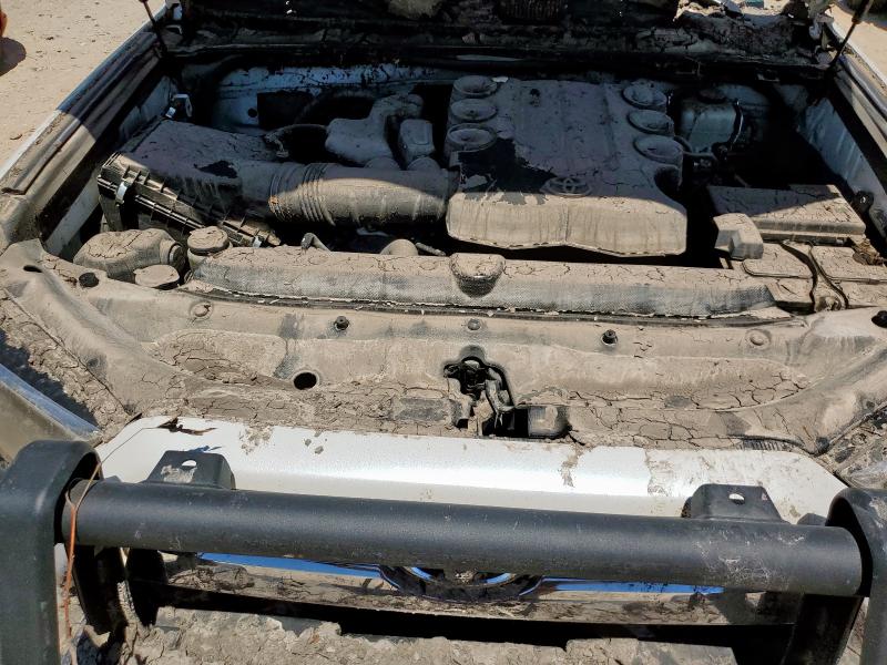 JTEBU5JR2J5545057 - 2018 TOYOTA 4RUNNER SR5/SR5 PREMIUM WHITE photo 12