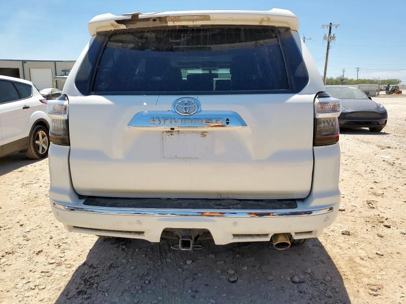 JTEBU5JR2J5545057 - 2018 TOYOTA 4RUNNER SR5/SR5 PREMIUM WHITE photo 6