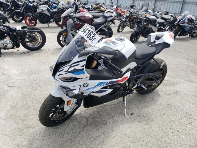 WB10E6306P6H16165 - 2023 BMW S 1000 RR WHITE photo 2