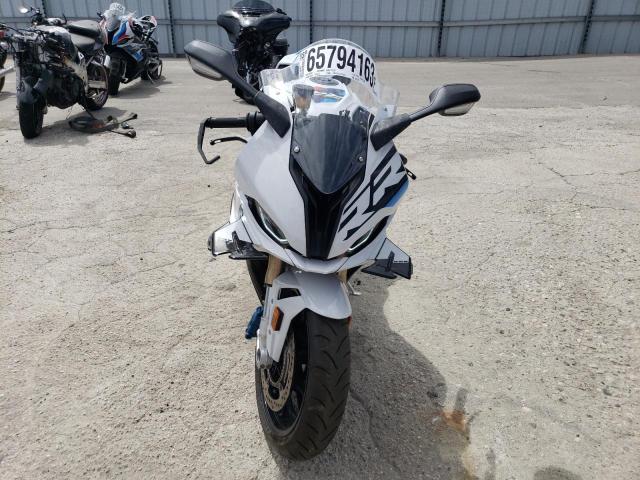 WB10E6306P6H16165 - 2023 BMW S 1000 RR WHITE photo 9