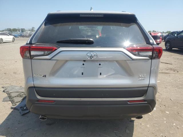 2T3P1RFV7SC539105 - 2025 TOYOTA RAV4 XLE 银色 照片 6