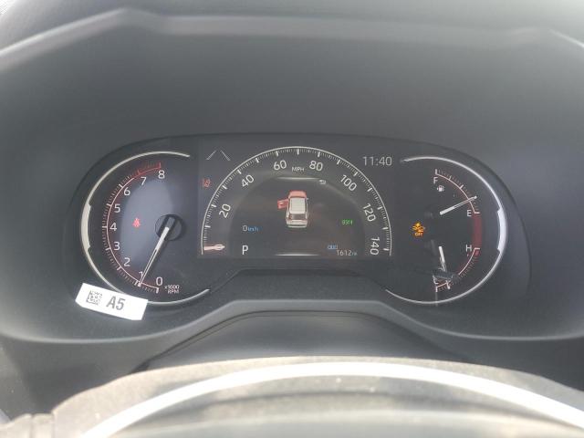 2T3P1RFV7SC539105 - 2025 TOYOTA RAV4 XLE 银色 照片 9