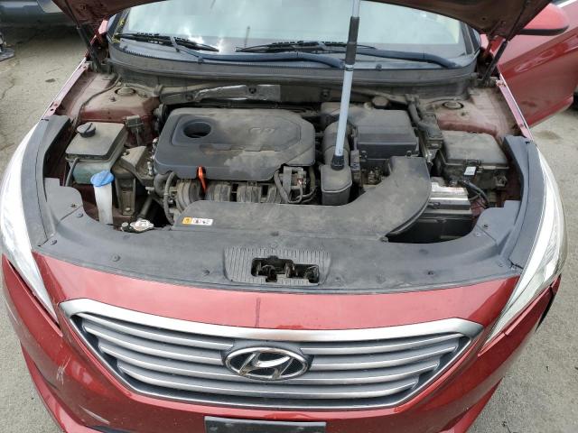 5NPE24AF3FH097166 - 2015 HYUNDAI SONATA SE RED photo 11