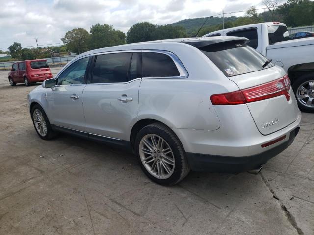 2LMHJ5AT4KBL03600 - 2019 LINCOLN MKT SILVER photo 2