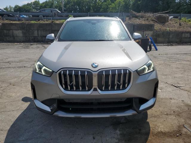 WBX73EF02R5Z67917 - 2024 BMW X1 XDRIVE28I SILVER photo 5