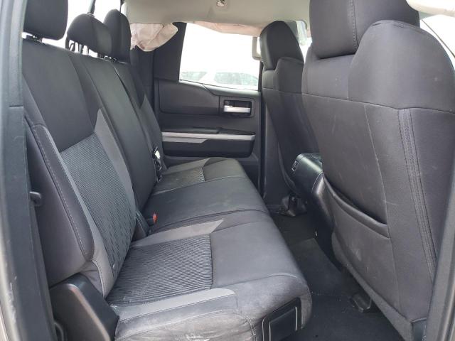 5TFRM5F1XGX106255 - 2016 TOYOTA TUNDRA DOUBLE CAB SR/SR5 GRAY photo 10
