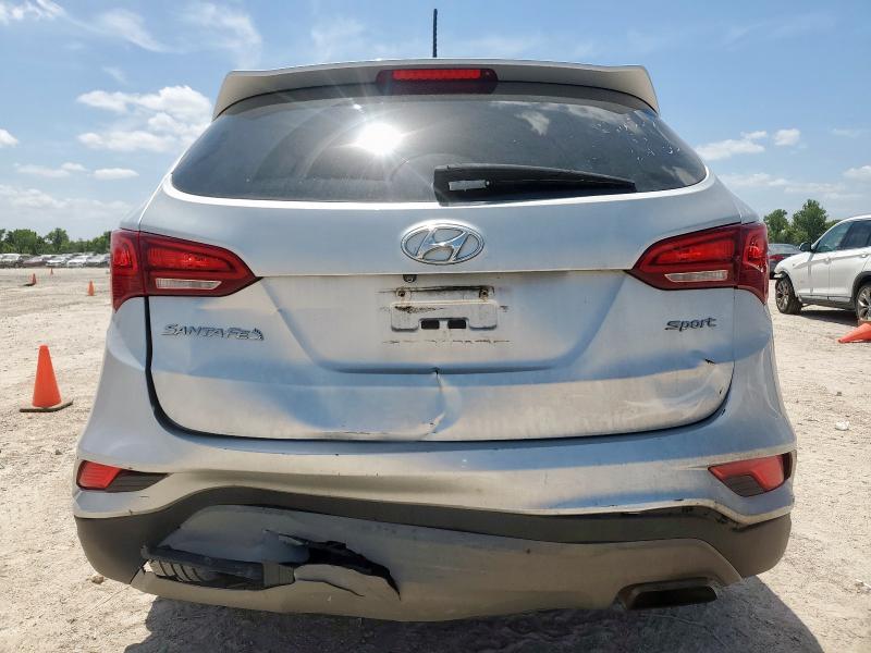 5XYZT3LB9JG560768 - 2018 HYUNDAI SANTA FE S SILVER photo 6