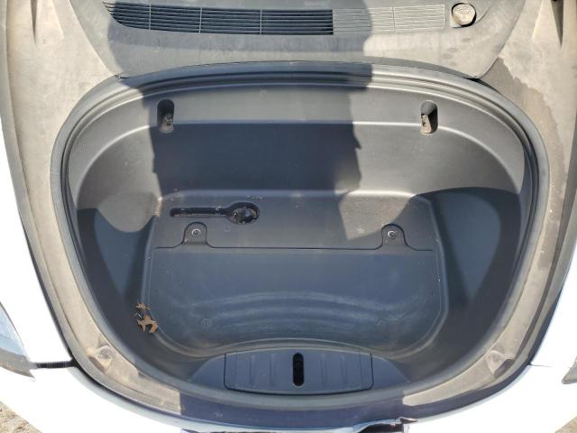 5YJ3E1EB0LF647678 - 2020 TESLA MODEL 3 白色 照片 11