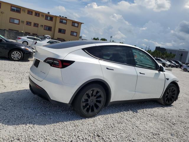 5YJYGAEE2MF187287 - 2021 TESLA MODEL Y WHITE photo 3