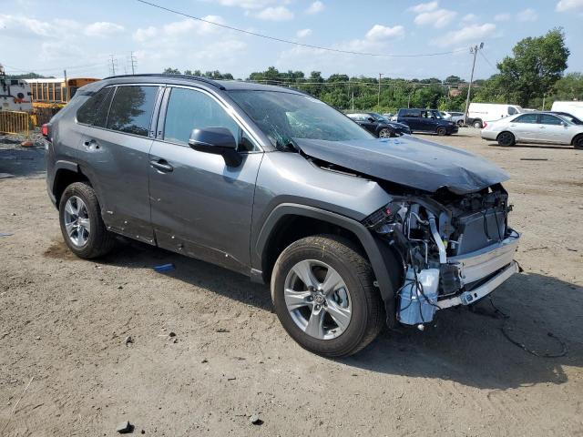 4T3RWRFV0SU186909 - 2025 TOYOTA RAV4 XLE 灰色 照片 4