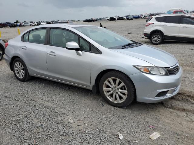 2HGFB2F98CH547119 - 2012 HONDA CIVIC EXL Gümüş foto 4