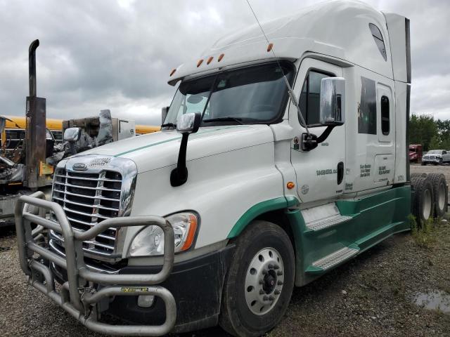 3AKJGLD52GSGV2327 - 2016 FREIGHTLINER CASCADIA 1 WHITE photo 2