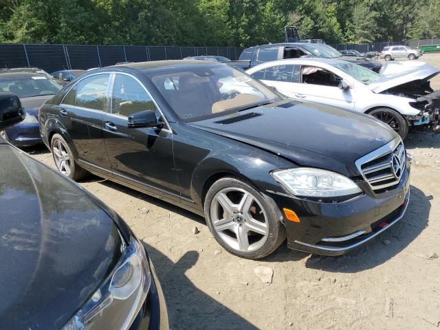 WDDNG8GB8AA331871 - 2010 MERCEDES-BENZ S 550 4MATIC BLACK photo 4