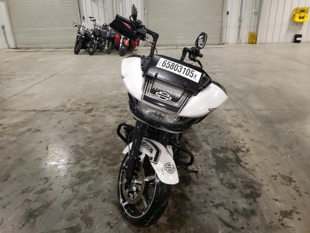 1HD1KH714RB644175 - 2024 HARLEY-DAVIDSON FLTRX WHITE photo 2