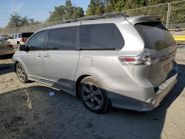 5TDXZ3DC3HS867461 - 2017 TOYOTA SIENNA SE BLUE photo 2