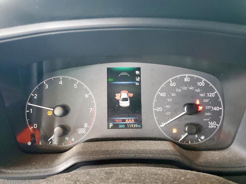 5YFS4MCE2RP192570 - 2024 TOYOTA COROLLA SE Weiß Foto 9