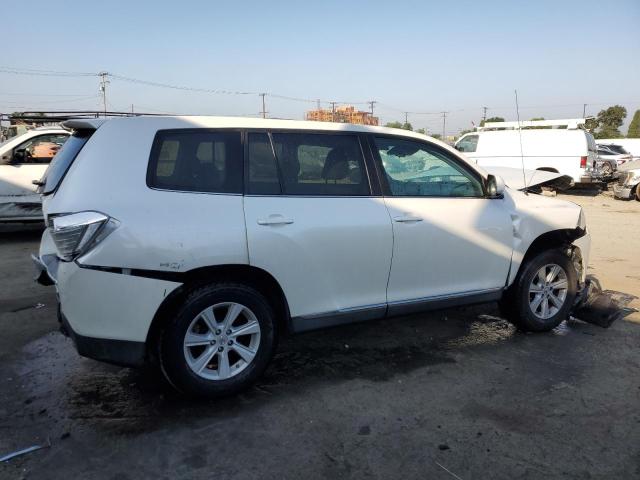 5TDZA3EH1CS025754 - 2012 TOYOTA HIGHLANDER BASE WHITE photo 3