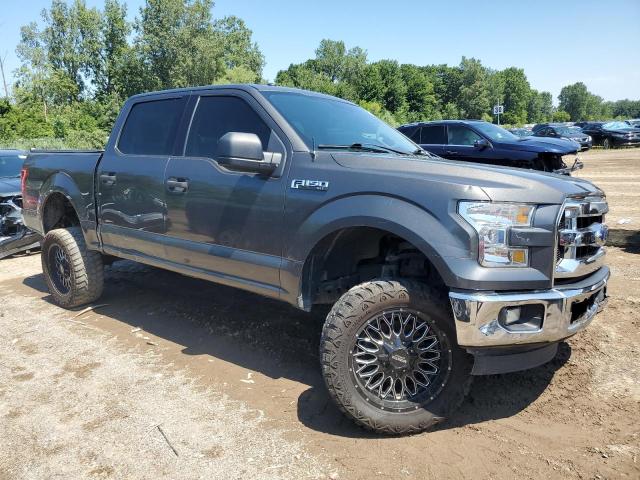 1FTEW1C83HKD60780 - 2017 FORD F150 SUPERCREW CHARCOAL photo 4