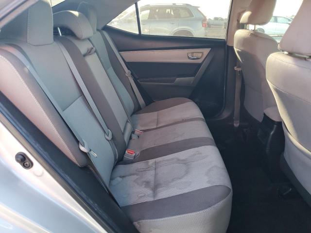 2T1BURHE4JC045628 - 2018 TOYOTA COROLLA L 银色 照片 10