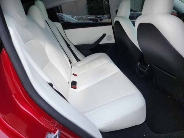 5YJ3E1EA7SF980448 - 2025 TESLA MODEL 3 RED photo 11