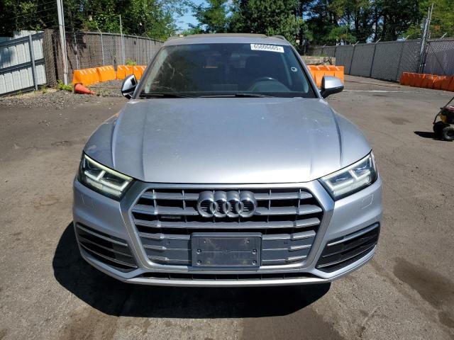 WA1BNAFY7J2172894 - 2018 AUDI Q5 PREMIUM PLUS 银色 照片 5