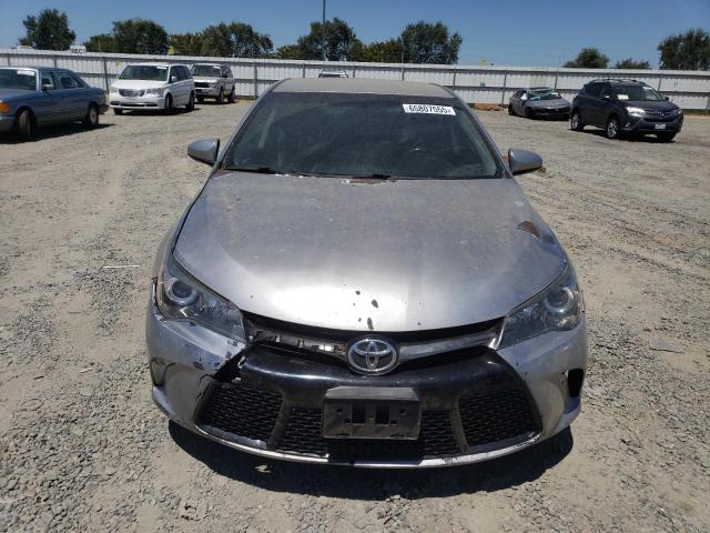 4T1BF1FKXFU011784 - 2015 TOYOTA CAMRY LE 银色 照片 5