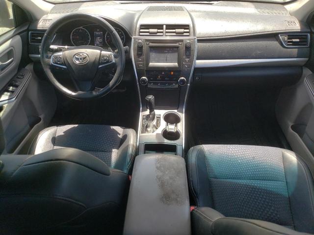 4T1BF1FKXFU011784 - 2015 TOYOTA CAMRY LE 银色 照片 8