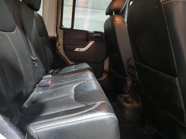 1C4HJWEG1HL640303 - 2017 JEEP WRANGLER U SAHARA TAN photo 11