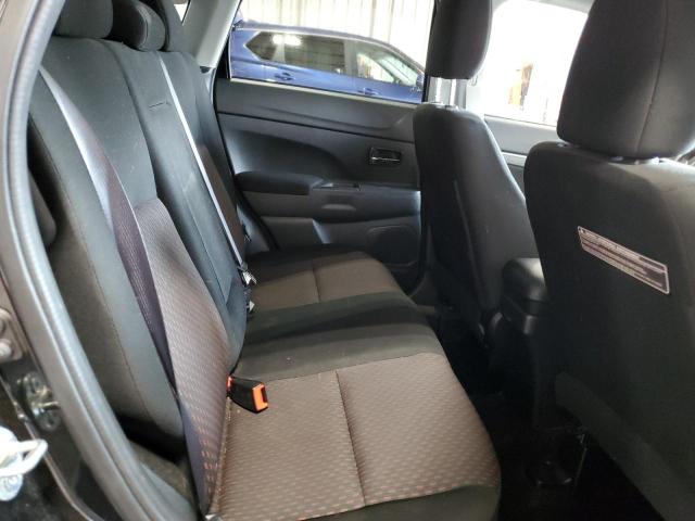 JA4AR3AU7JU015547 - 2018 MITSUBISHI OUTLANDER ES 黑色 照片 11