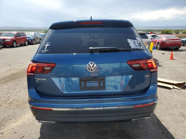 3VV3B7AX2JM013179 - 2018 VOLKSWAGEN TIGUAN SE Azul foto 6