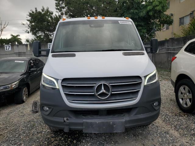 WDAPF4CD2KN021427 - 2019 MERCEDES-BENZ SPRINTER 3500/4500 WHITE photo 5