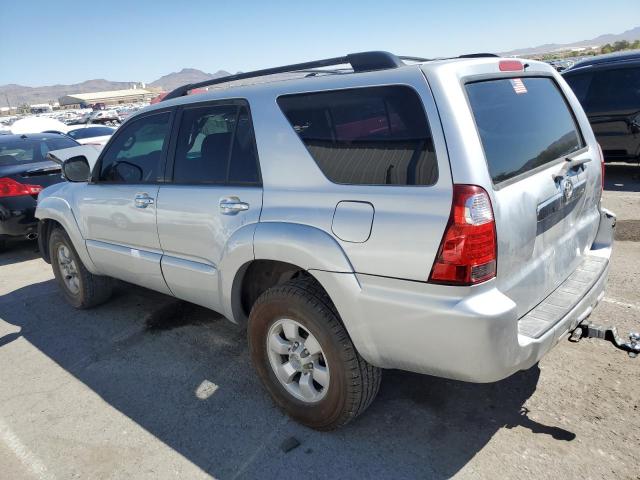 JTEZU14R160066264 - 2006 TOYOTA 4RUNNER SR5 SILVER photo 2