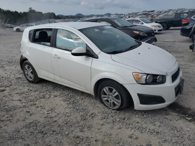 1G1JA6SH0C4161929 - 2012 CHEVROLET SONIC LS WHITE photo 4