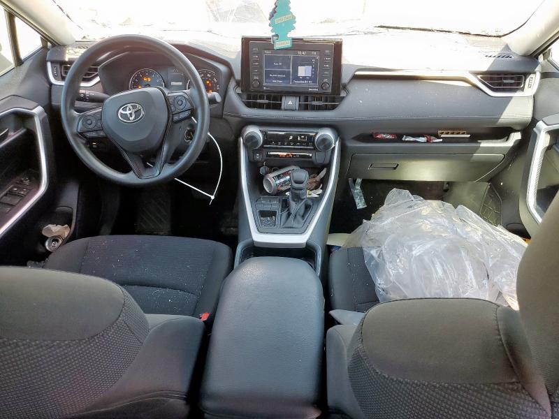 2T3H1RFVXMC164947 - 2021 TOYOTA RAV4 LE SILVER photo 8