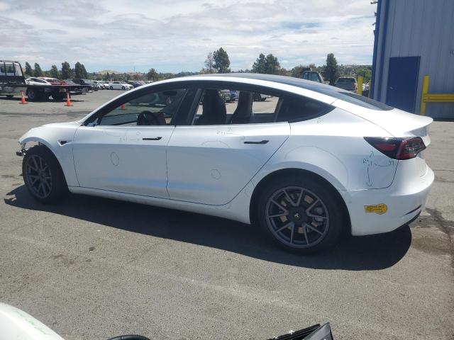 5YJ3E1EB9NF174673 - 2022 TESLA MODEL 3 Ağ foto 2