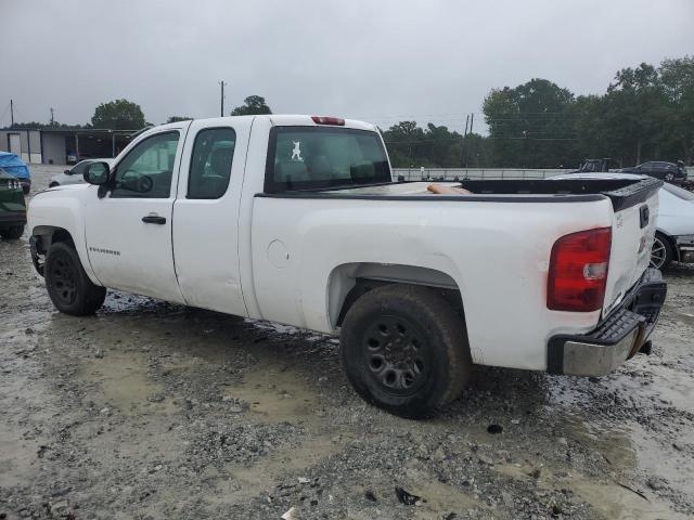 1GCEC19X27Z615917 - 2007 CHEVROLET SILVERADO C1500 CLASSIC WHITE photo 2